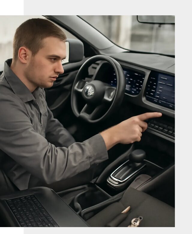 Русификация автомобиля Nissan N7 под ключ в Азнакаеве официально